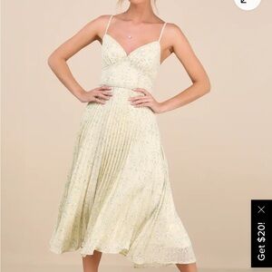 Lulu's Cream Floral Midi Dress